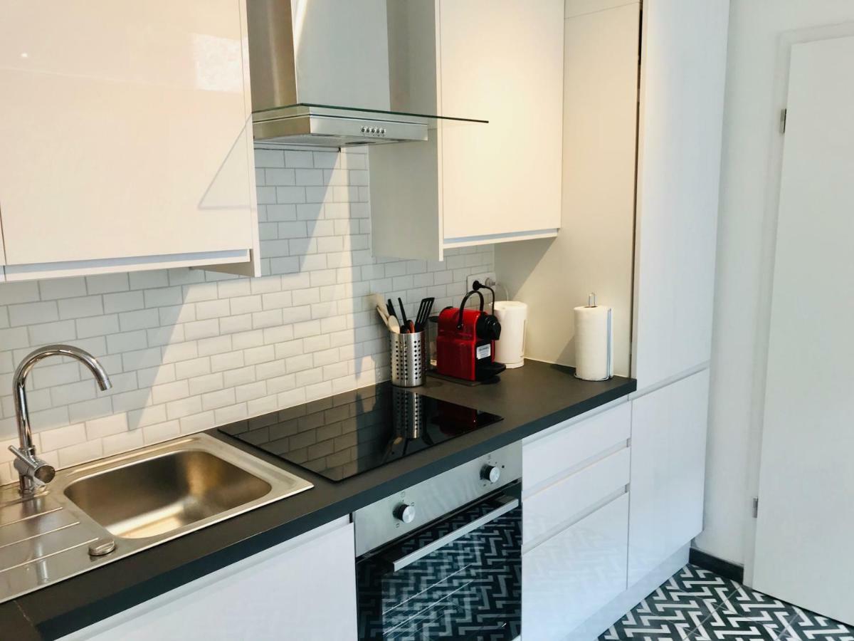 Lyves Two Apartment เลียจ ภายนอก รูปภาพ